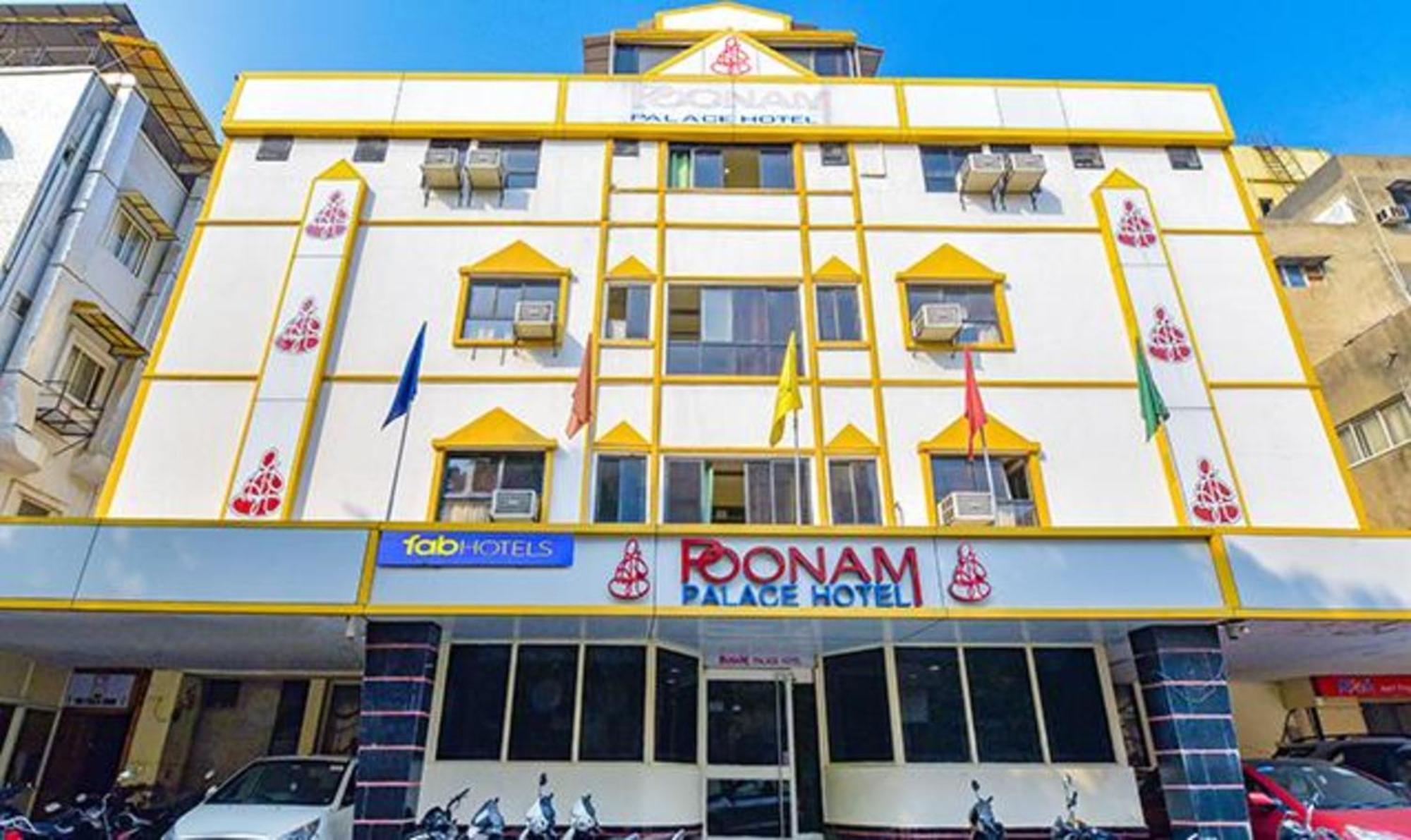 Fabexpress Poonam Palace Ahmedabad Exterior foto